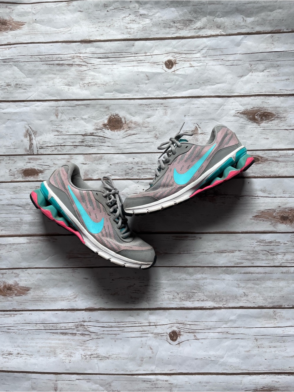 Nike reax run 9 women’s sneakers